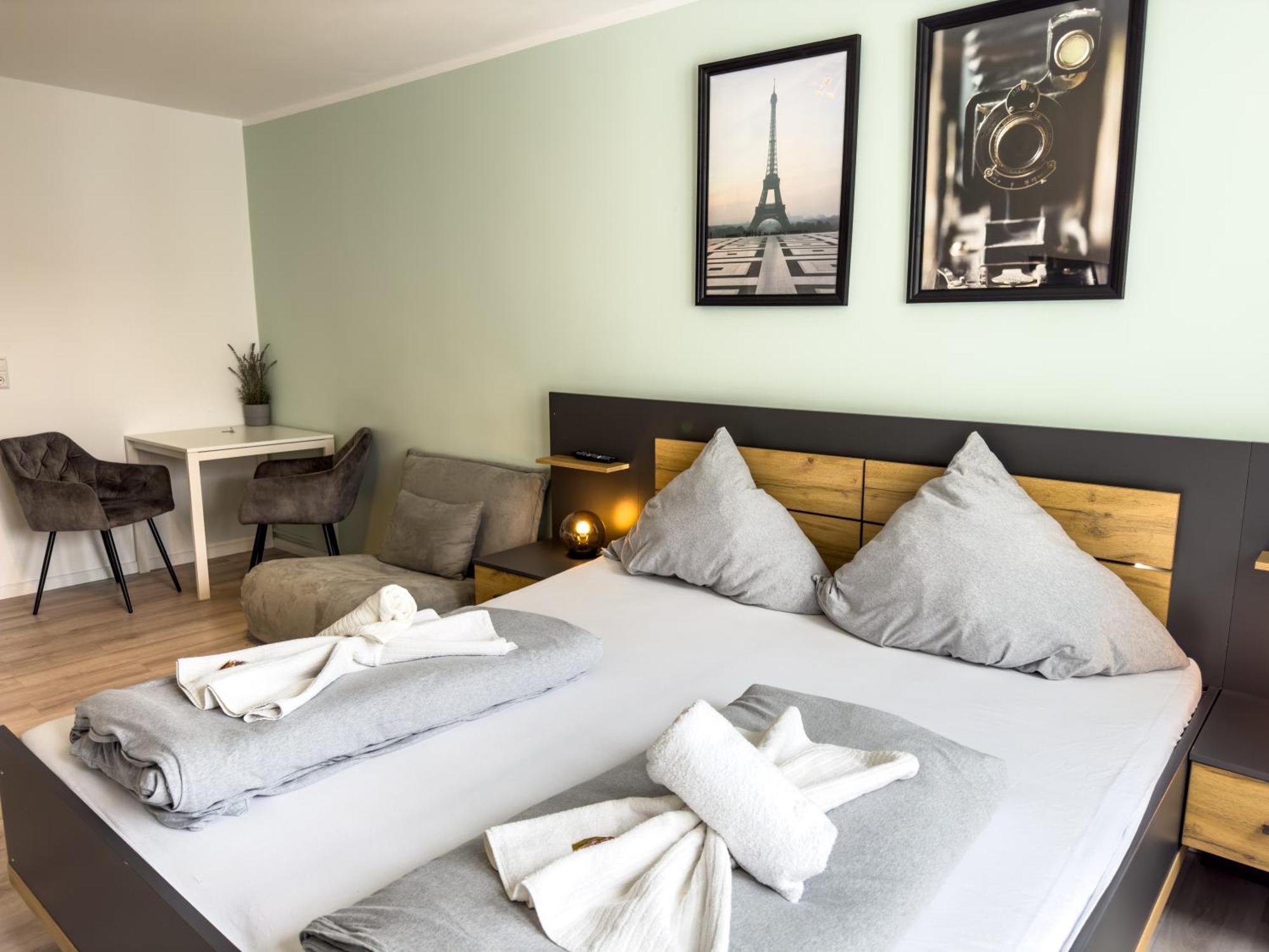 Apartment Fuer 3 Gaeste Mit Kostenlosen Parkplaetzen Und Lift Hanovre Extérieur photo